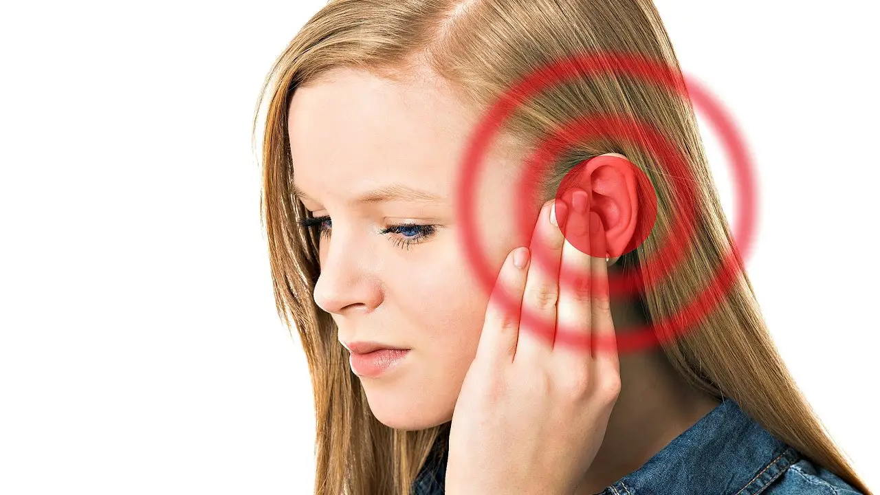 ¿Que causan y como tratar los zumbidos en los oidos?