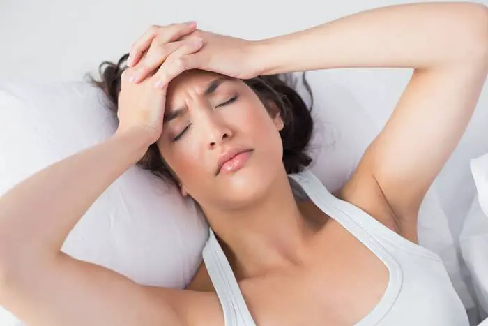 Té para el dolor de cabeza: cómo prepararlo en casa y cuál tomar